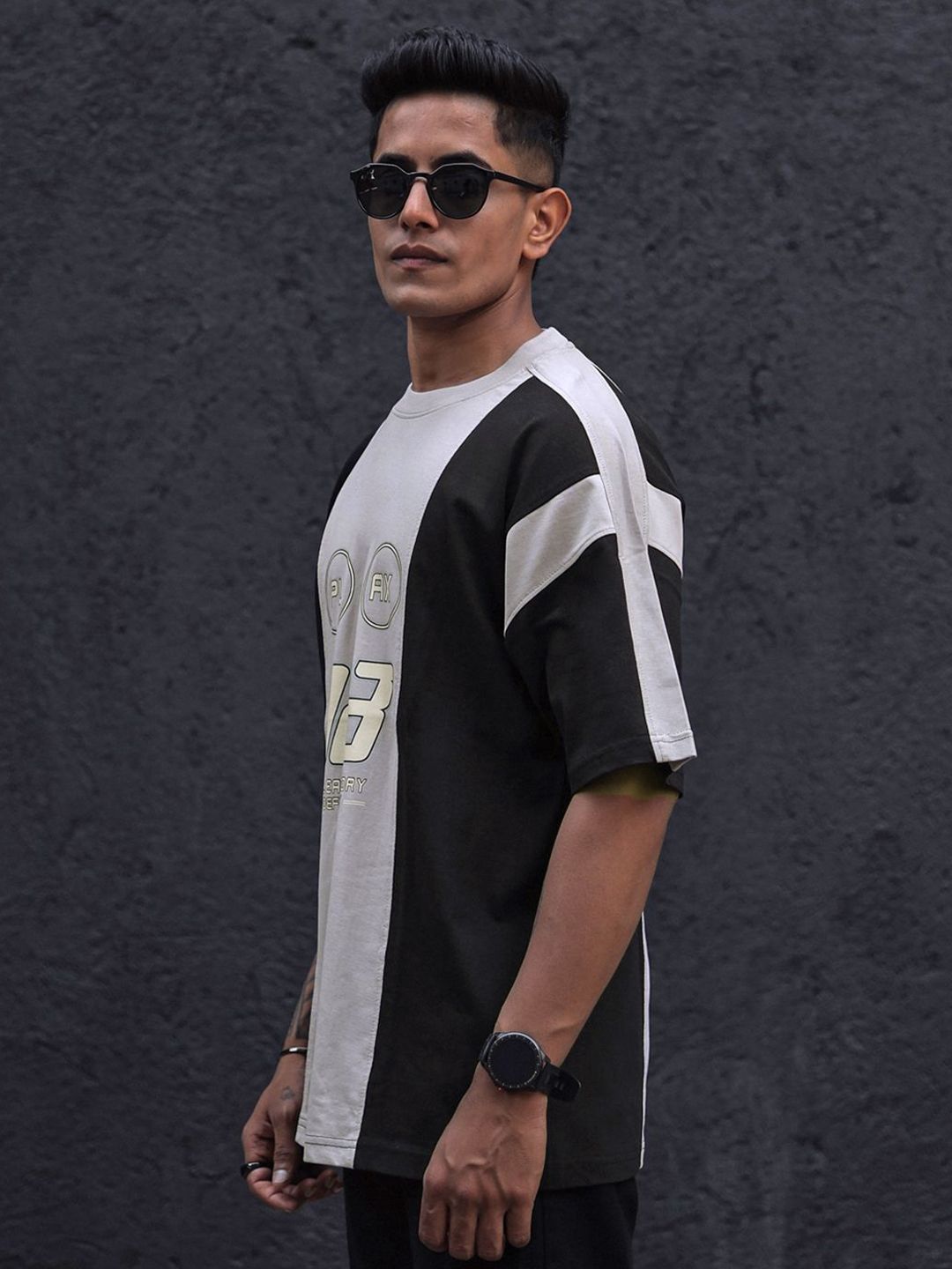 Powerlook Men Typography Colourblocked Drop-Shoulder Sleeves T-shirt