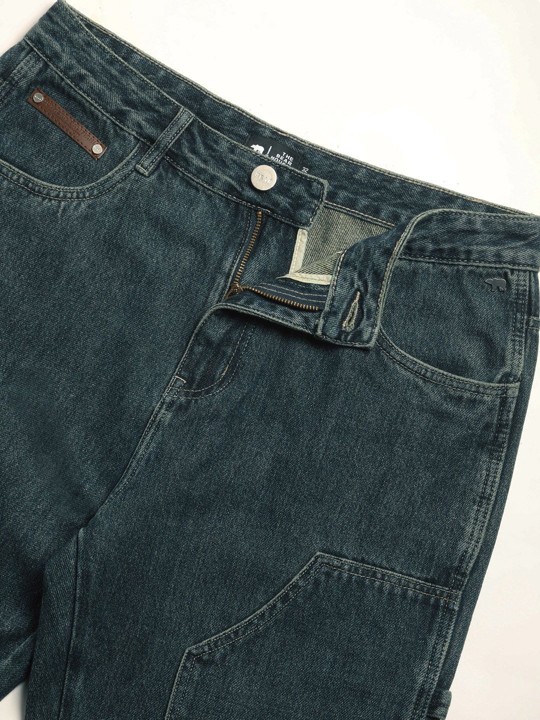 THE BEAR HOUSE Men Straight Fit Clean Look Stretchable Jeans