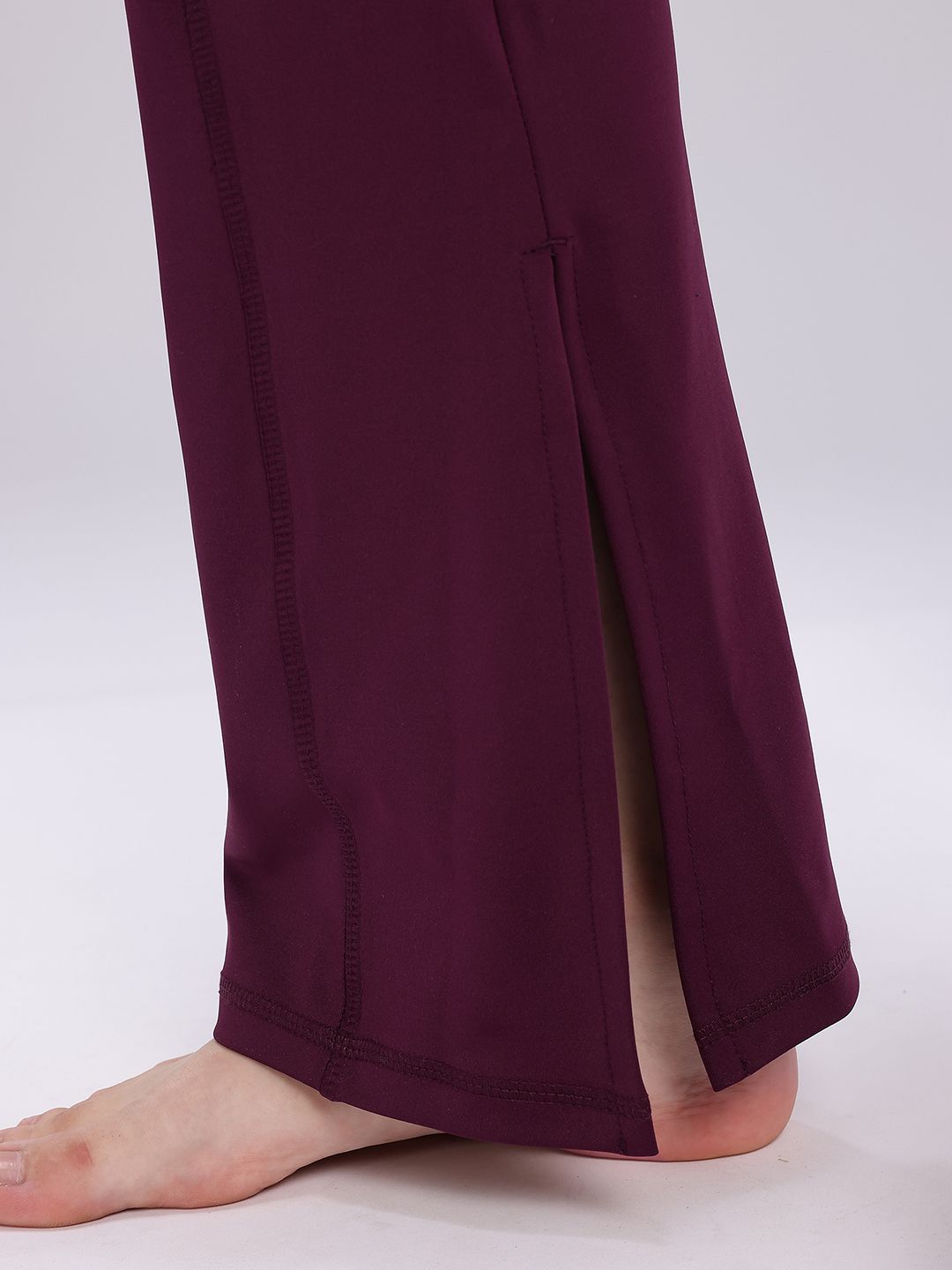 HRX by Hrithik Roshan Women Rapid-Dry Mid-Rise Regular Fit Yoga Tights with Slits