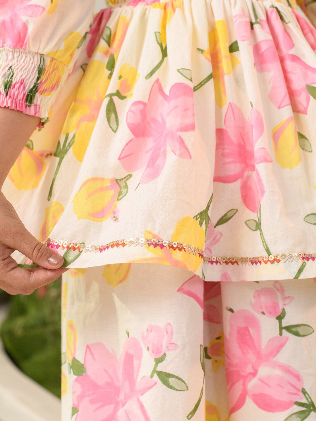 pspeaches Girls Floral Printed Regular Pure Cotton Kurta with Palazzos