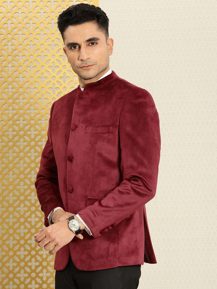 House of Pataudi Self Design Velvet Finish Mandarin Collar Bandhgala Jashn Blazer