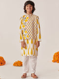 pspeaches Boys Ethnic Motifs Printed Regular Kurta with Trousers