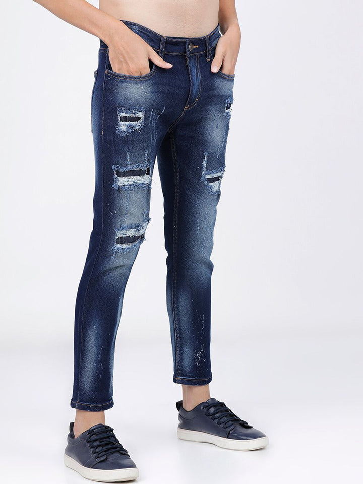 HIGHLANDER Men Blue Tapered Fit Mildly Distressed Heavy Fade Jeans