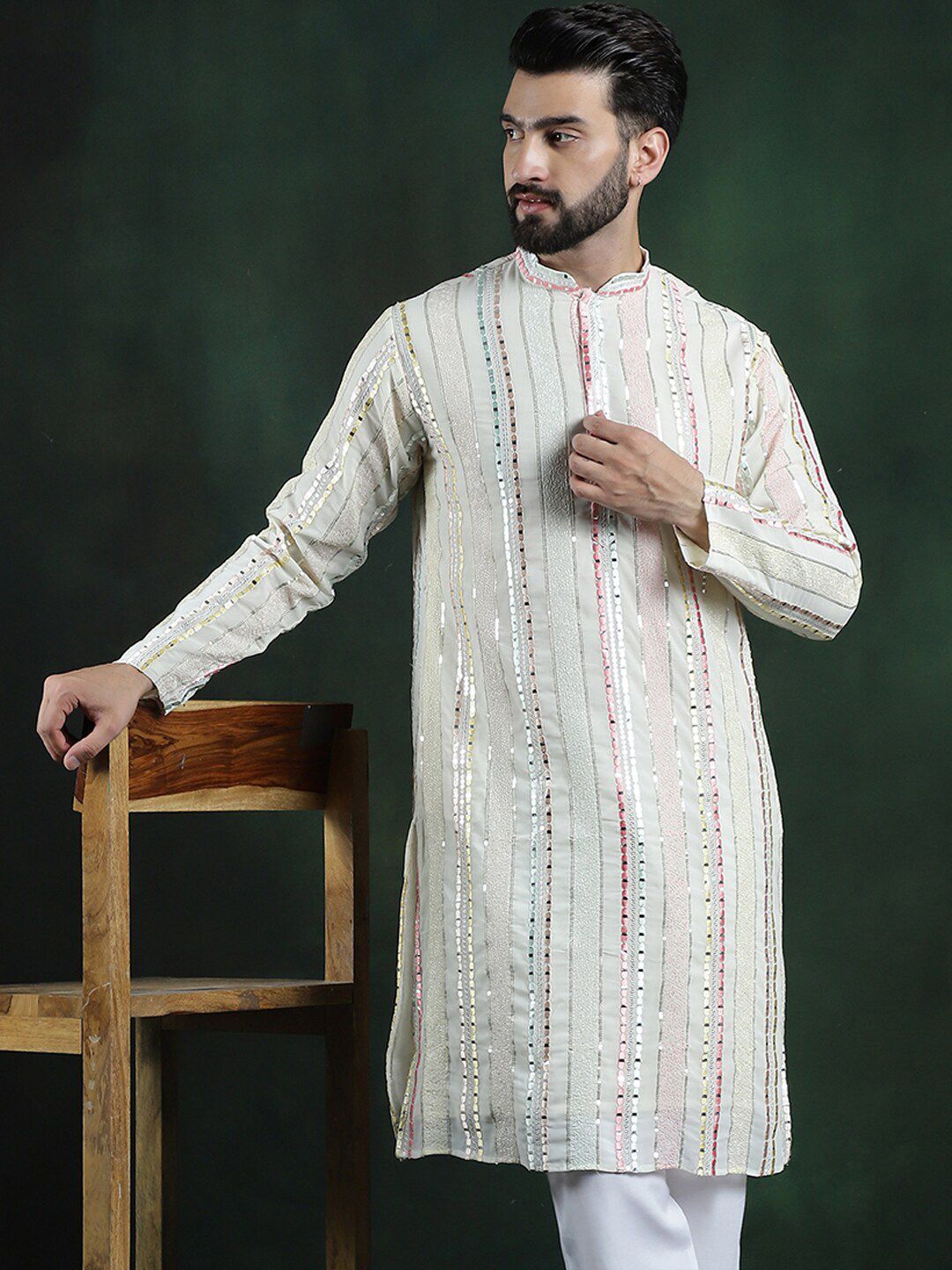 SOJANYA LUXE Cermin Sulam Karya Georgette Straigth Kurta