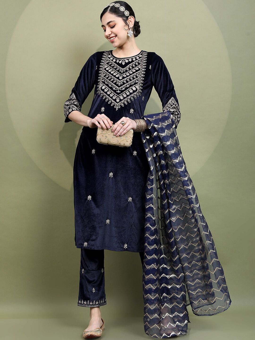 Vishudh Women Embroidered Knitted Velvet Kurta with Palazzo & With Dupatta
