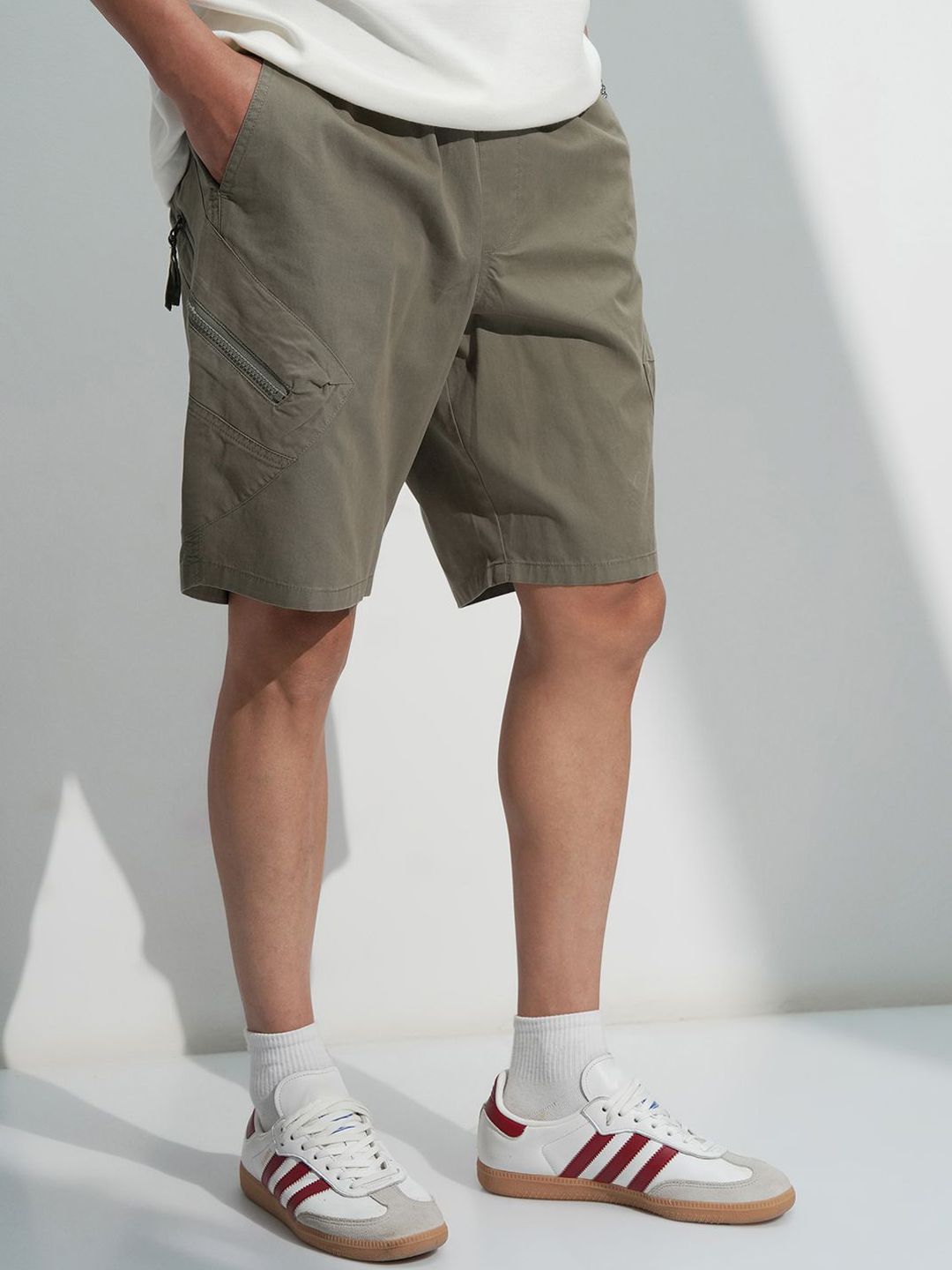 HIGHLANDER Men Mid-Rise Regular Fit Cotton Shorts