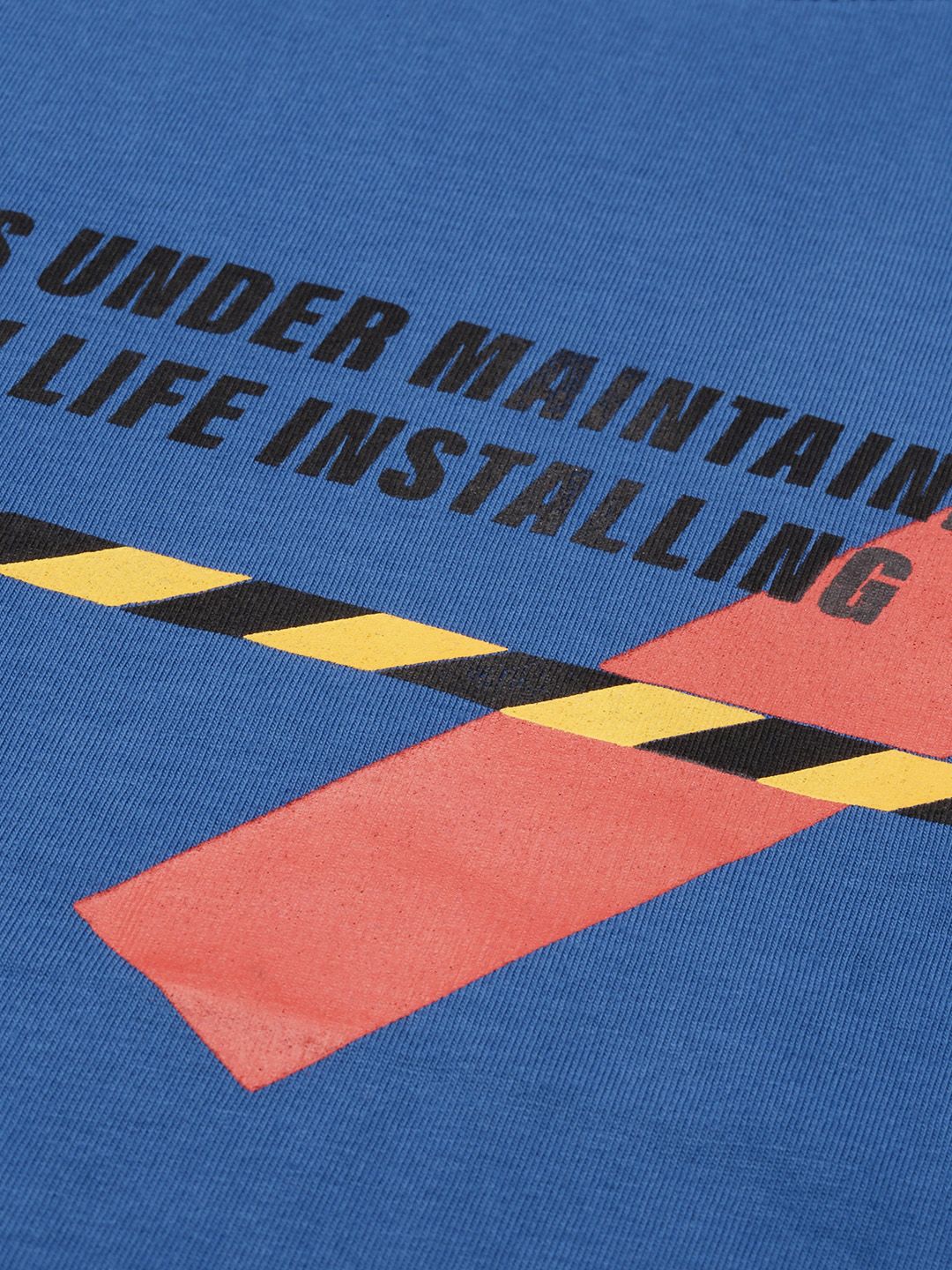 SPYKAR Men Pure Cotton Typography Printed Slim Fit T-shirt