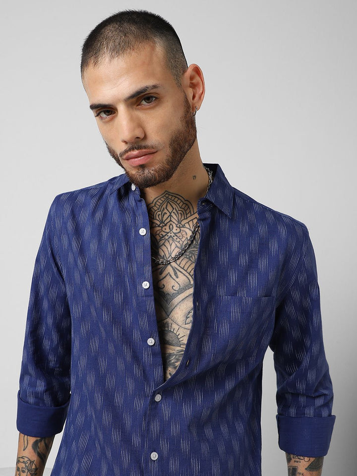 VASTRADO Men Classic Slim Fit Opaque Checked Casual Shirt