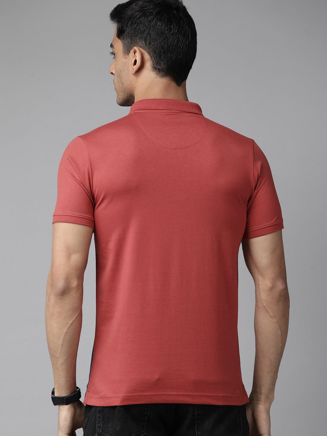 Park Avenue Men Red & Blue Colourblocked Polo Collar Slim Fit T-shirt