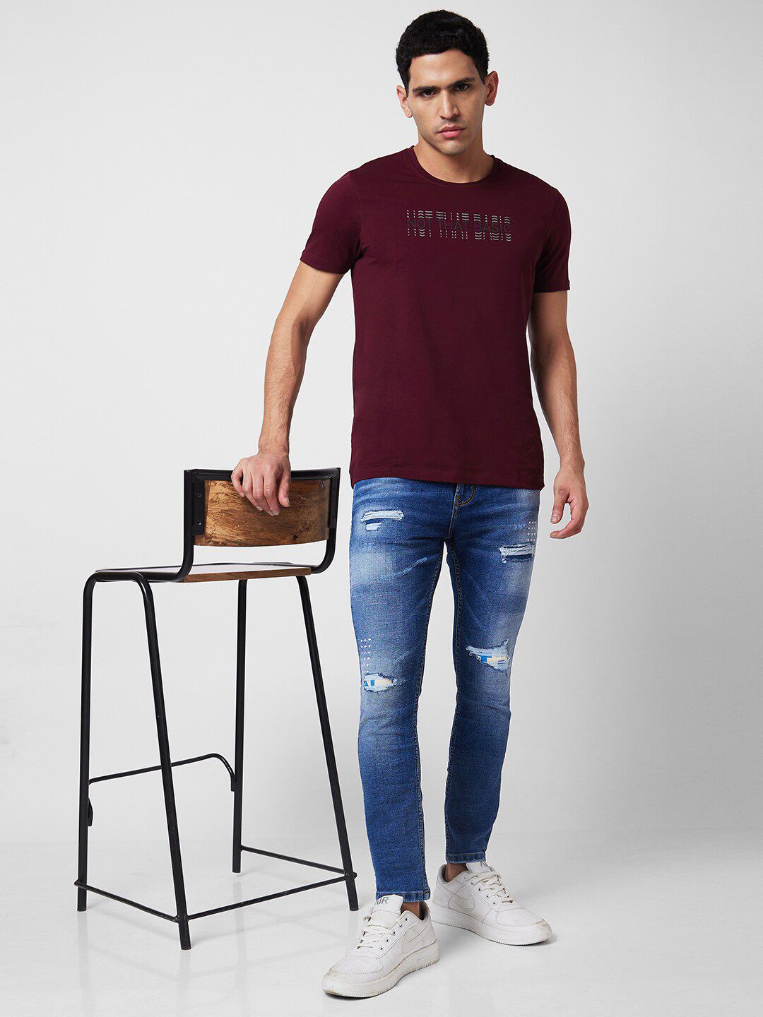 SPYKAR Typography Printed Round Neck Slim Fit Cotton T-shirt