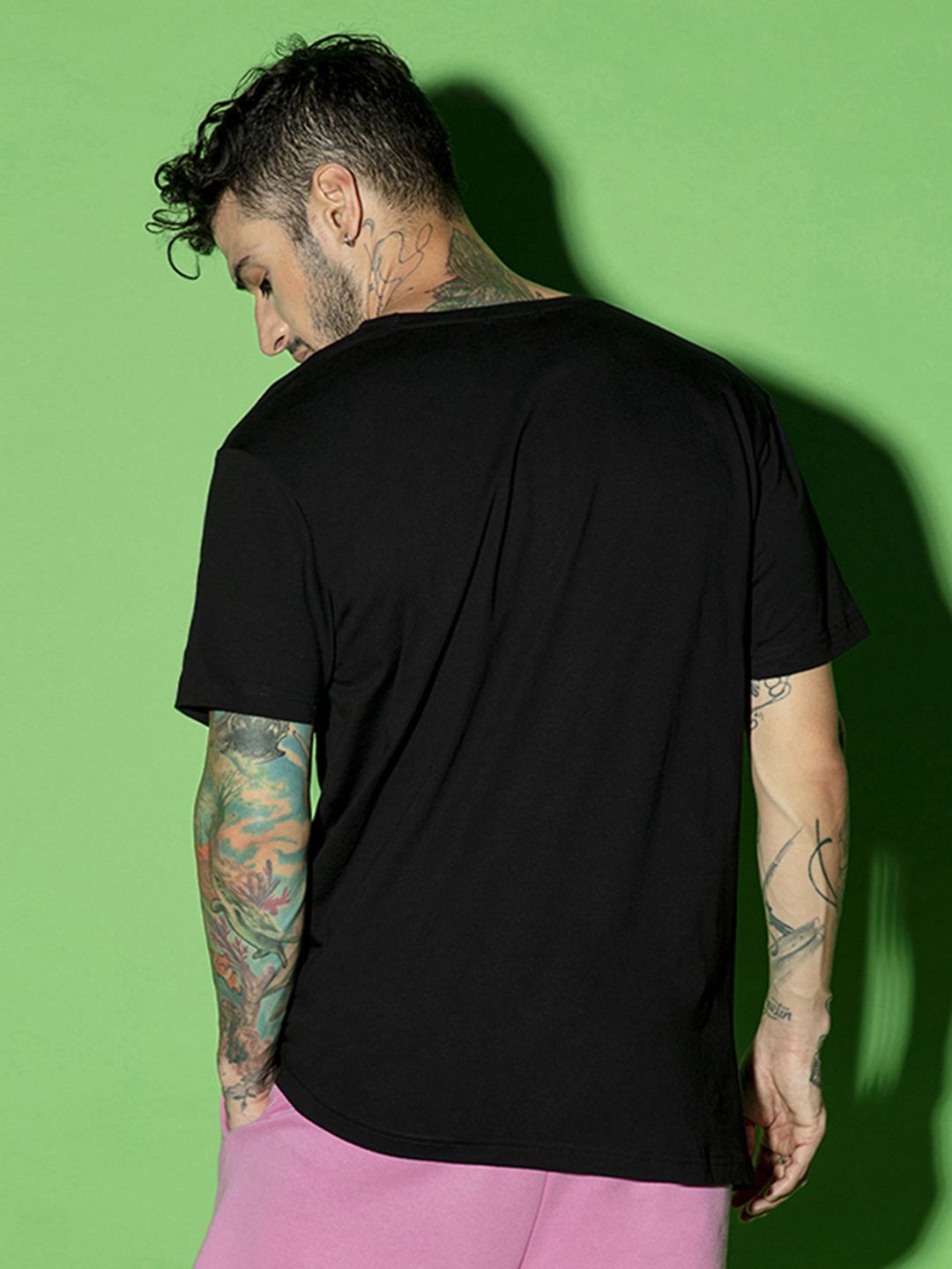 Bewakoof Men Black Printed Round Neck Pure Cotton T-shirt