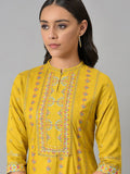 W Festive Geometric Print Rayon Kurta With Parallel Pant