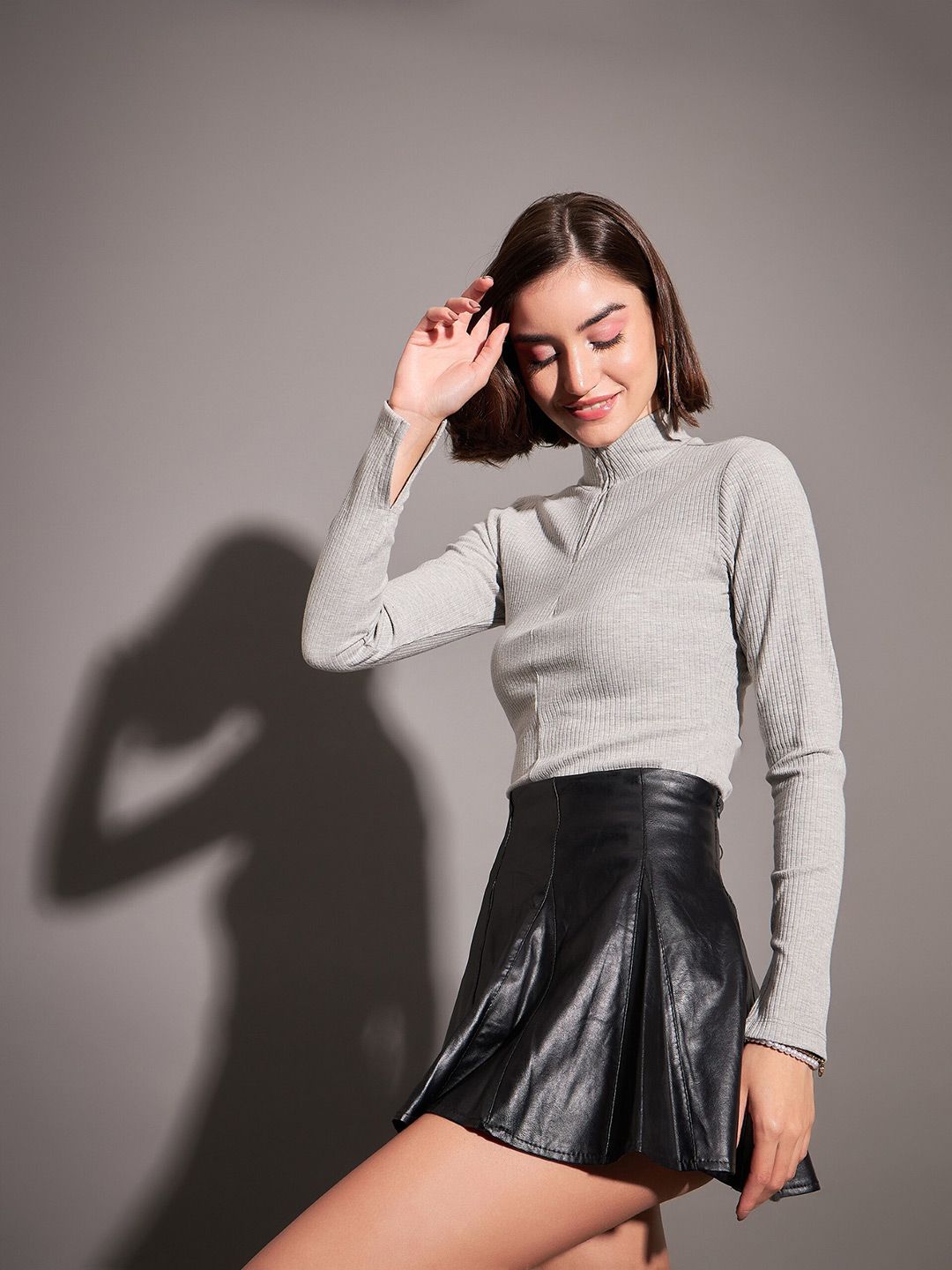 SASSAFRAS Ribbed High Neck Front Zipper Fitted Top