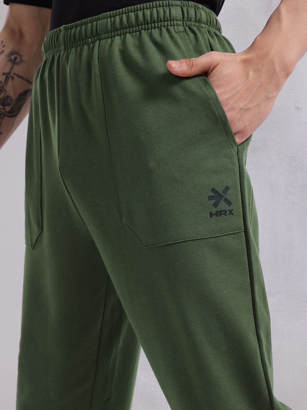 HRX by Hrithik Roshan Men Solid Joggers
