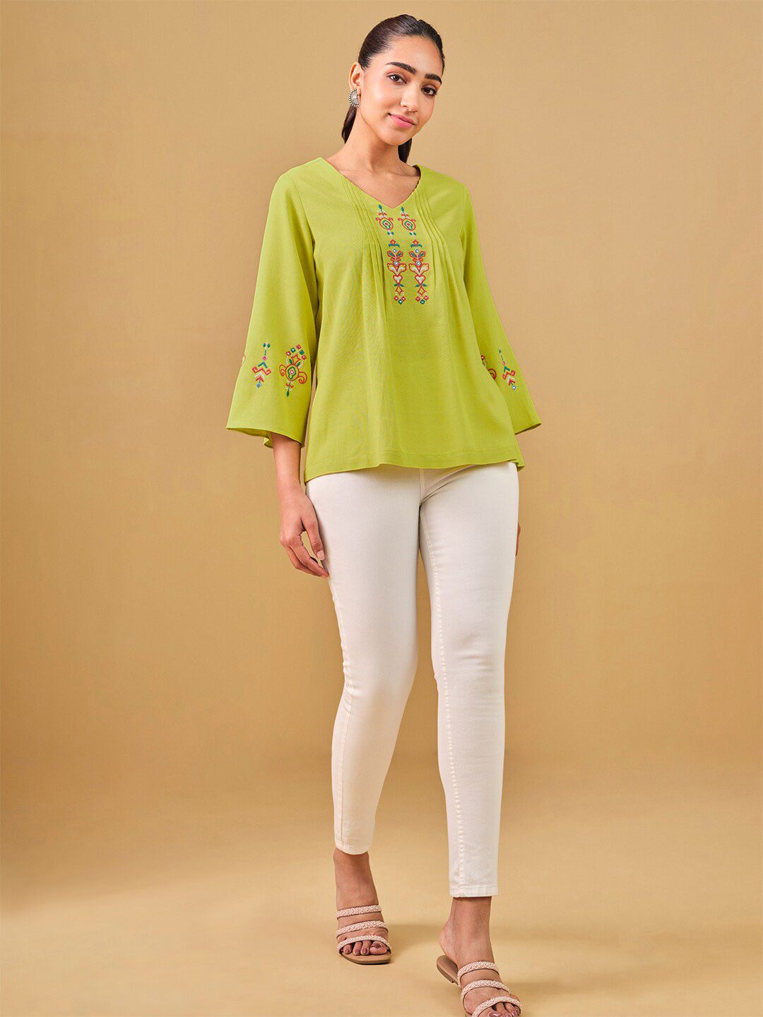 Global Desi V-Neck Floral Printed Top