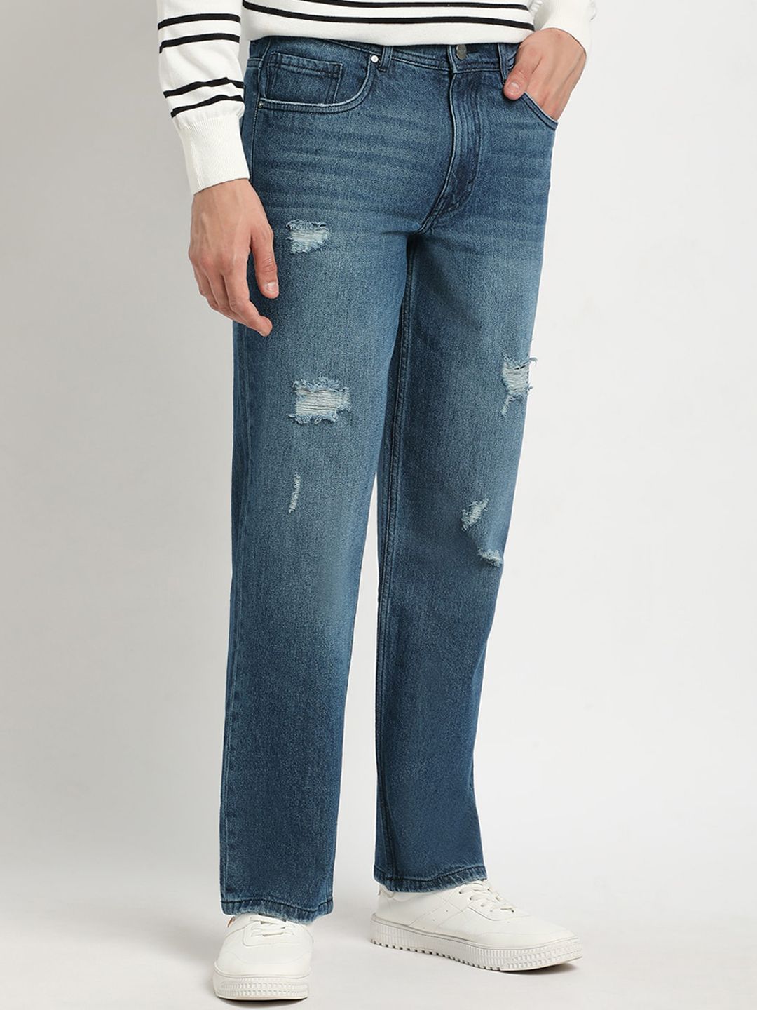 THE BEAR HOUSE Men Straight Fit Mildly Distressed Light Fade Pure Cotton Jeans