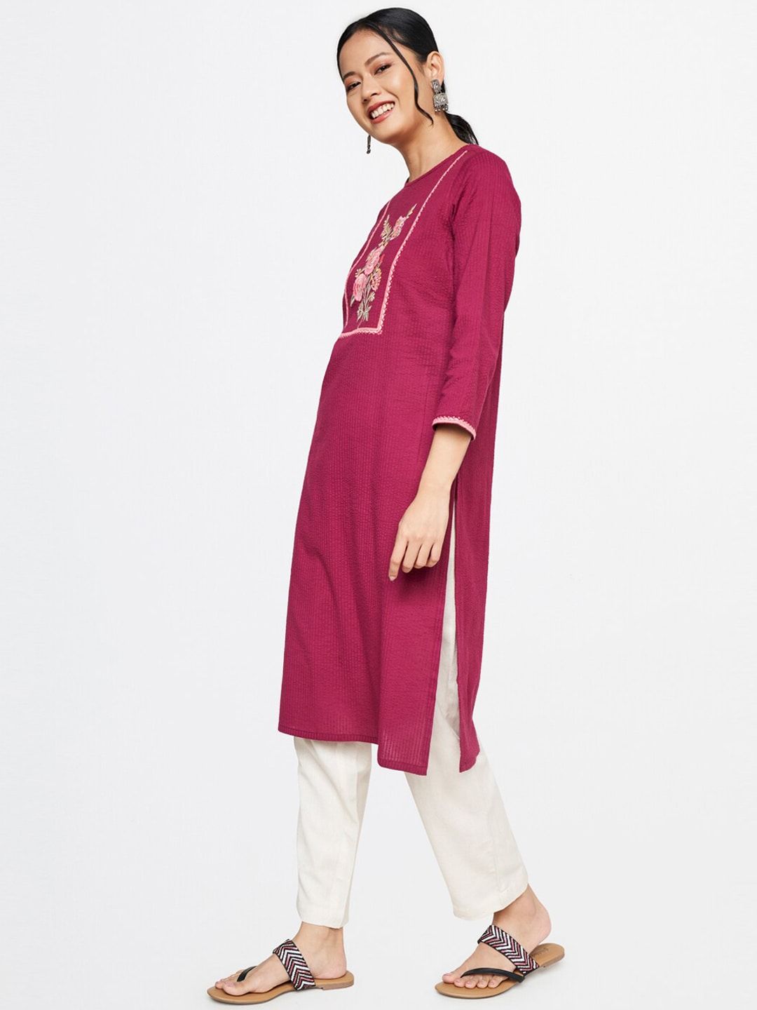 Global Desi Round Neck Embroidered Cotton Kurta