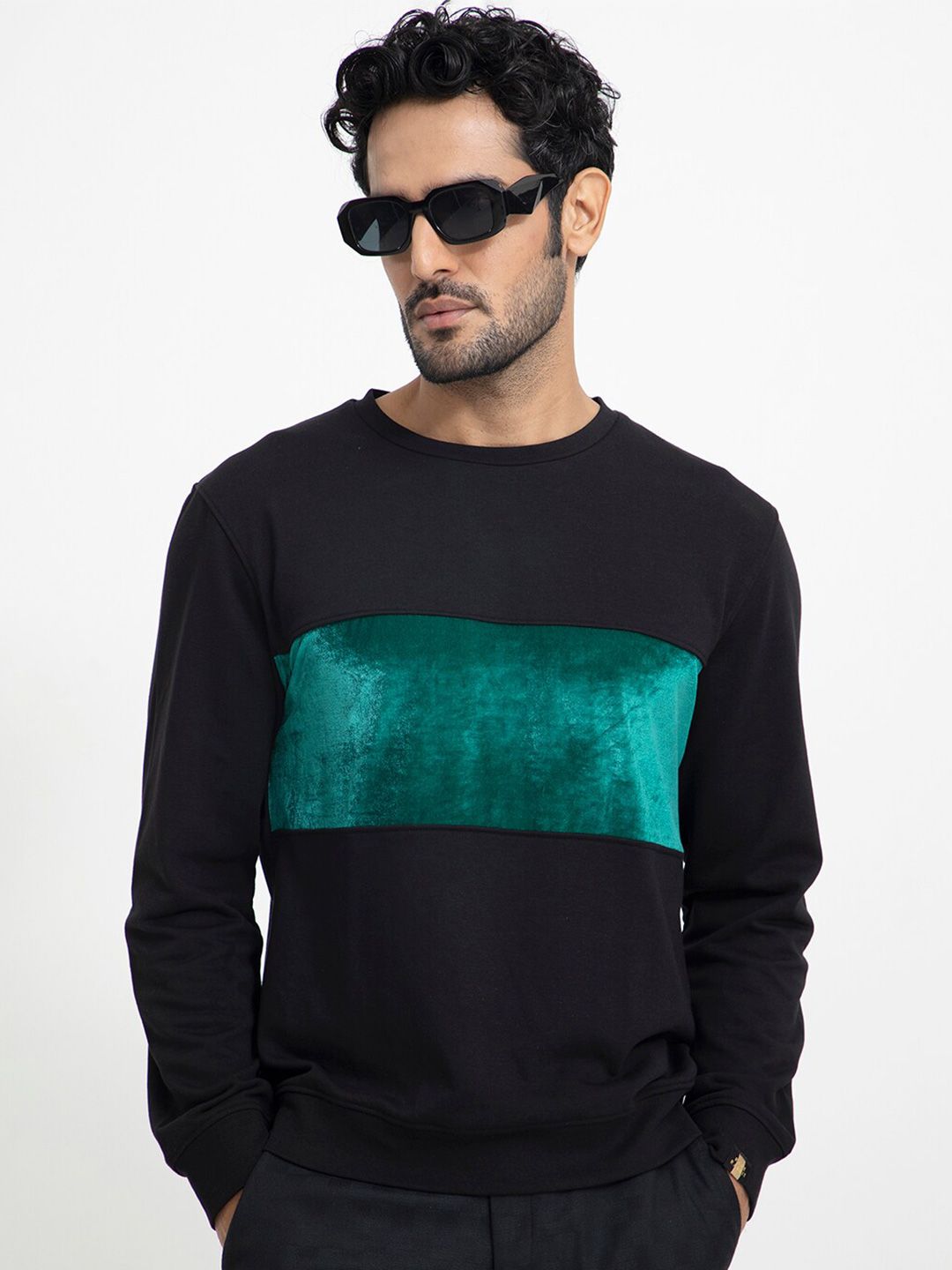 RARE RABBIT Men Tide Colourblocked Sweatshirt