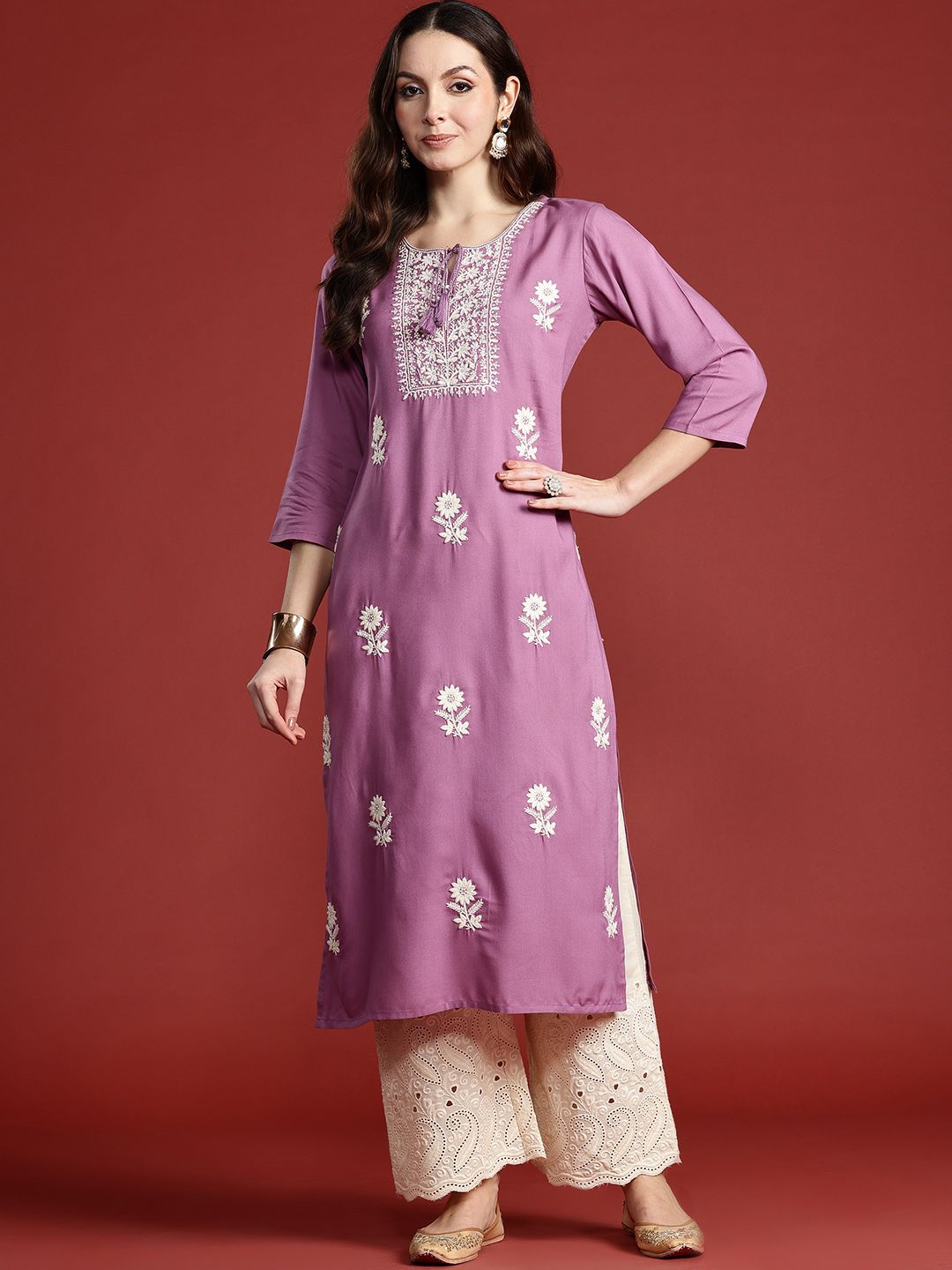 Indo Era Women Floral Embroidered Thread Work Kurta