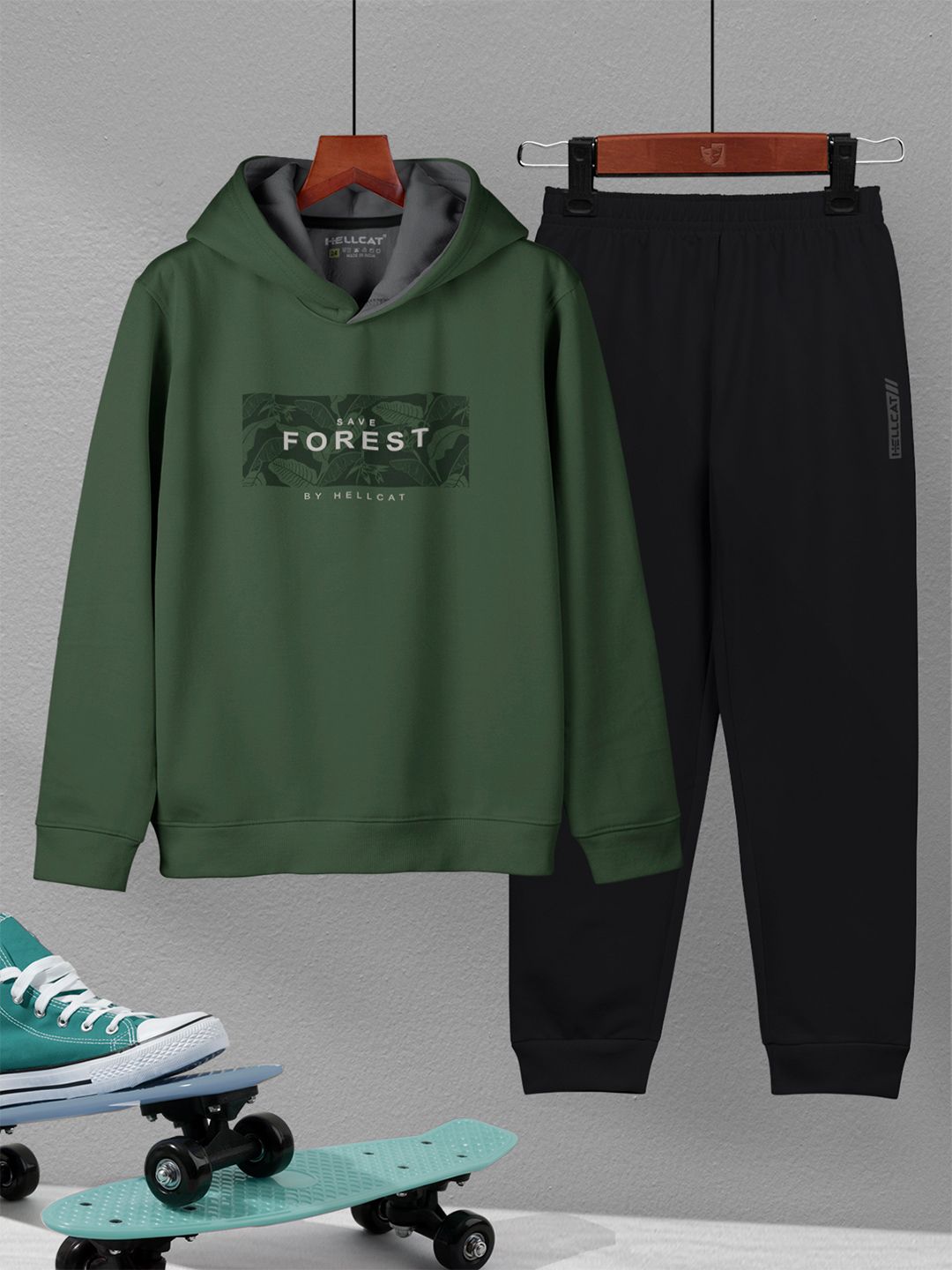 HELLCAT Boys Printed Hooded T-shirt With Jogger