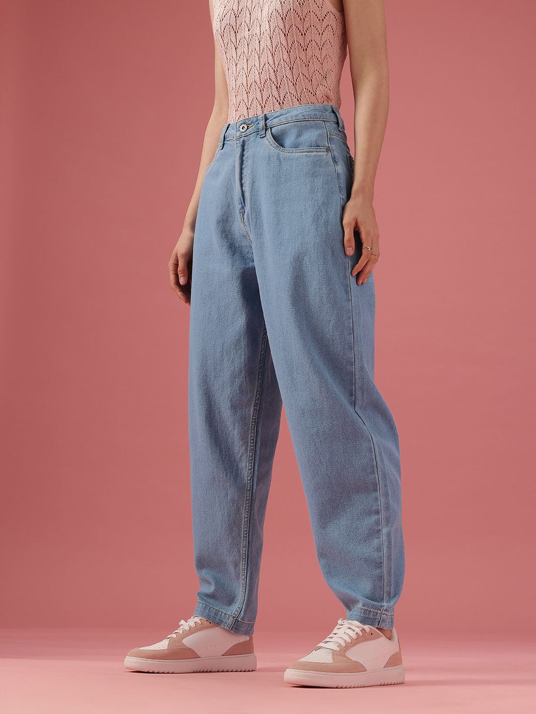 DressBerry Women Slouchy Fit High-Rise Light Fade Stretchable Jeans