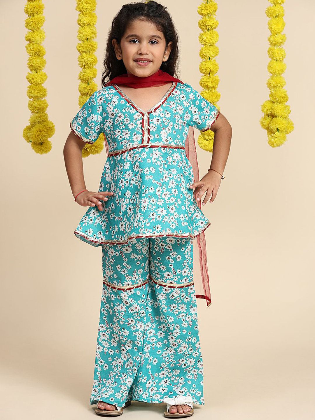 Cutiekins Girls Floral Printed Gotta Patti Kurti With Sharara & Dupatta