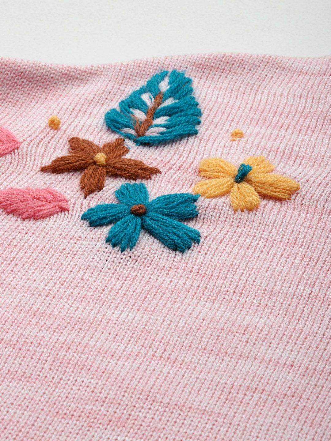 DressBerry Floral Embroidered Pullover