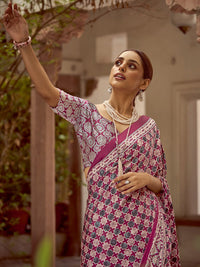 Saree mall Ethnic Motifs Poly Crepe Block Print Sarees