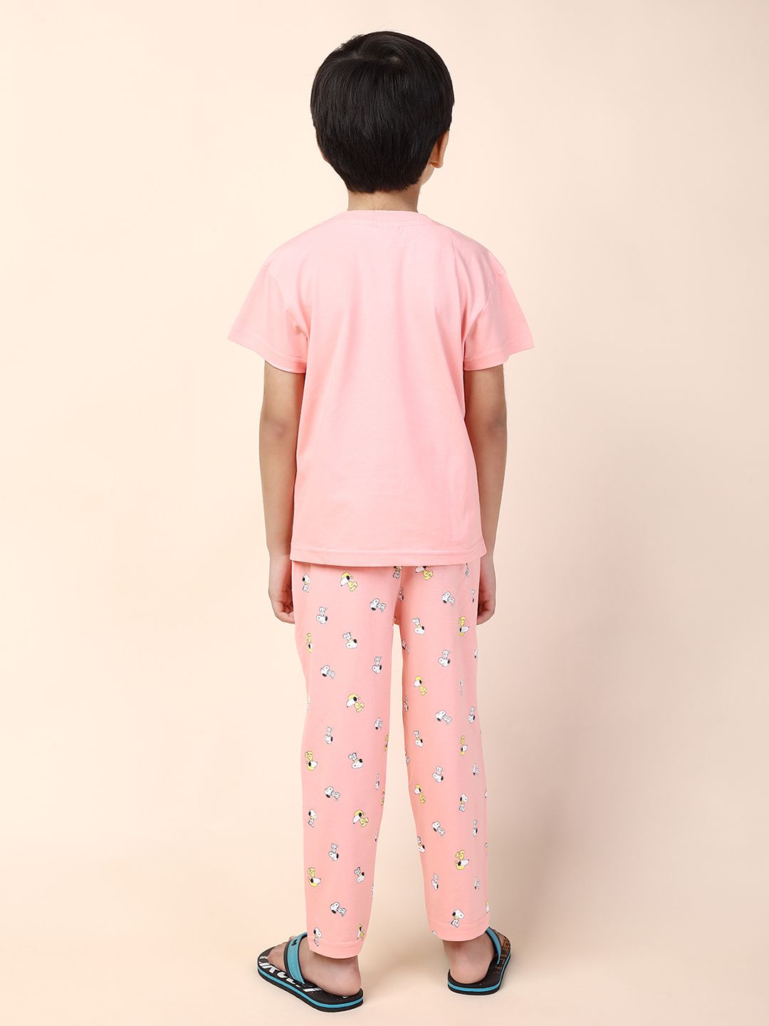 Moms Love Boys Printed T-Shirt With Trousers
