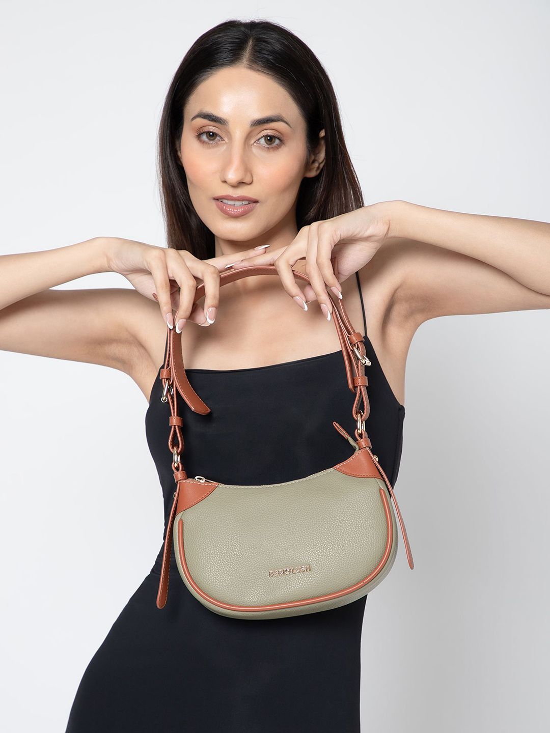 Berrylush Half Moon Handheld Bag