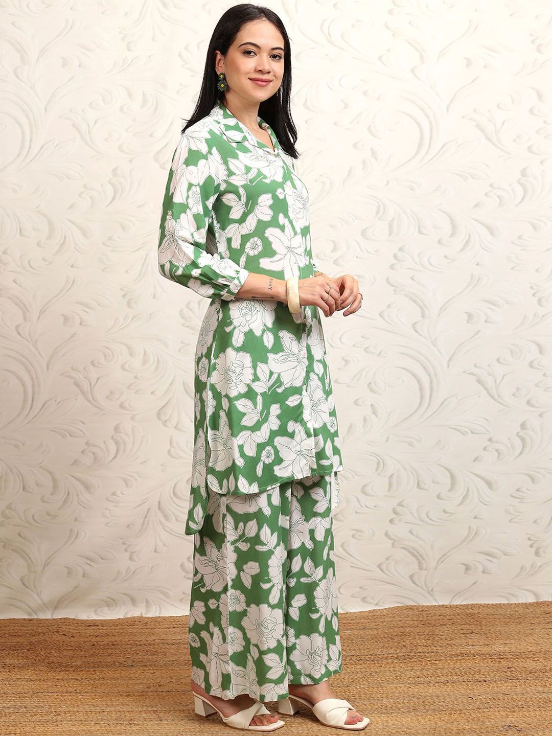 Vishudh Green Floral Printed Pure Cotton Longline Shirt With Palazzos