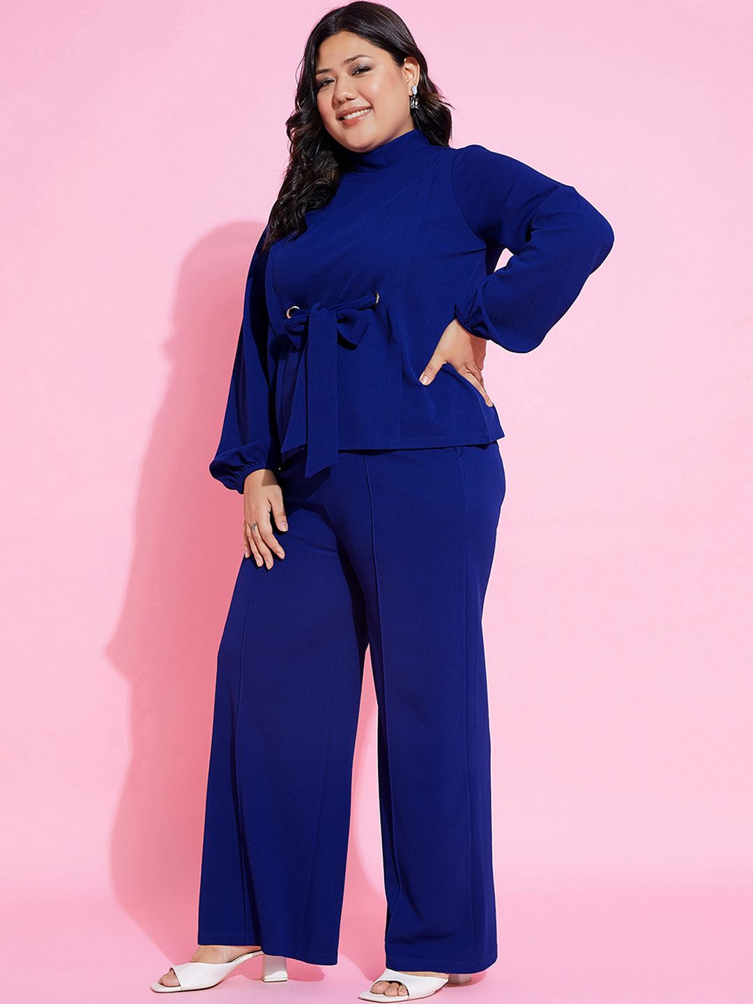 SASSAFRAS Curve Blue High Long Sleeves Neck Knot Top With Trousers