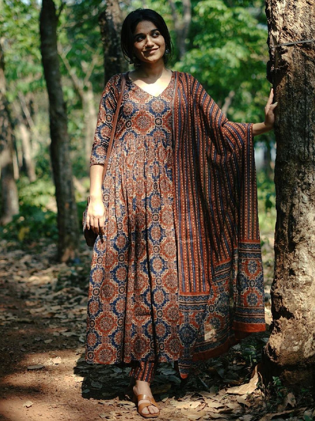 KALINI Ethnic Motifs Embroidered Thread Work Anarkali Kurta with Trousers & Dupatta