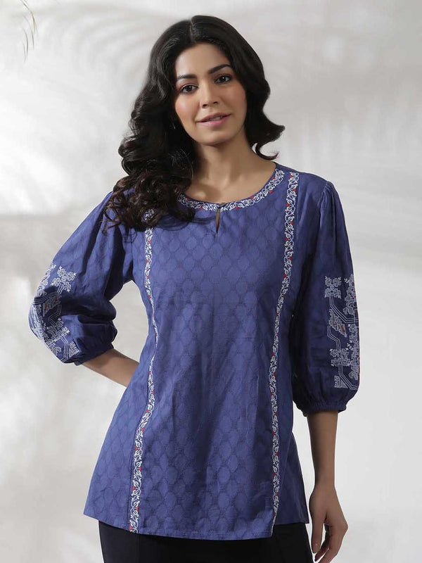 W Blue & White Geometric Printed Keyhole Neck Cotton A Line Top