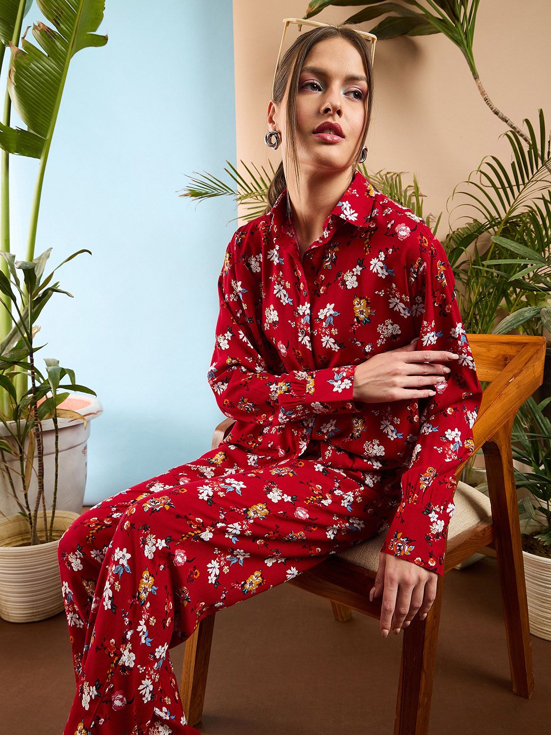 SASSAFRAS Red Floral Printed Oversize Shirt With Trousers