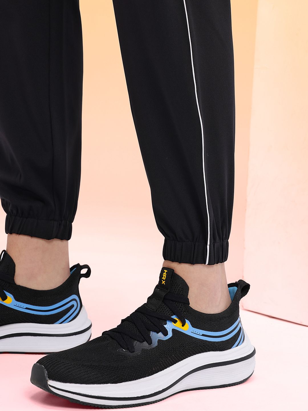 HRX by Hrithik Roshan Women Brand Logo Detail Rapid-Dry Running Joggers