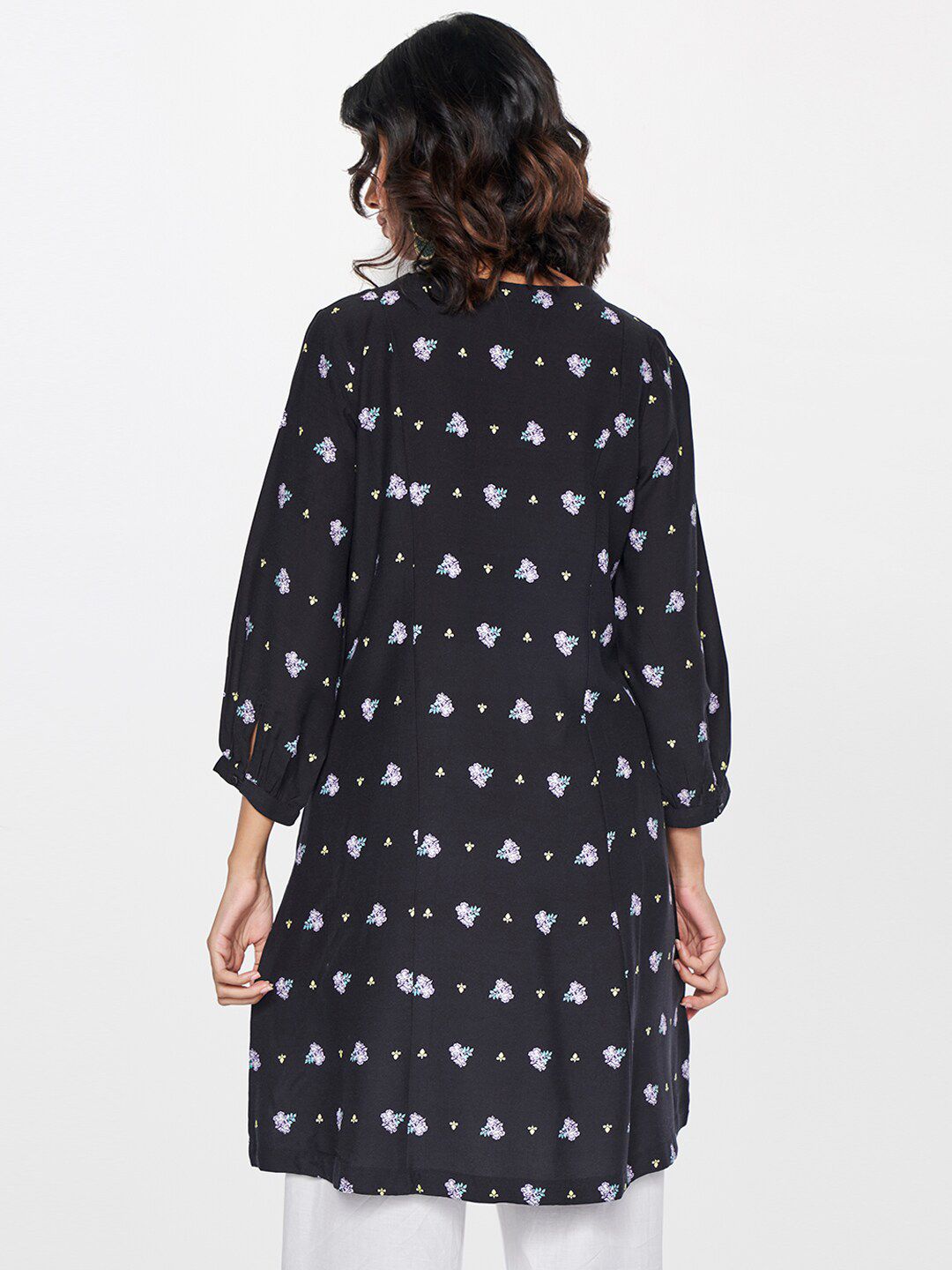 Global Desi Floral Printed V-Neck Puff Sleeves A-Line Kurta