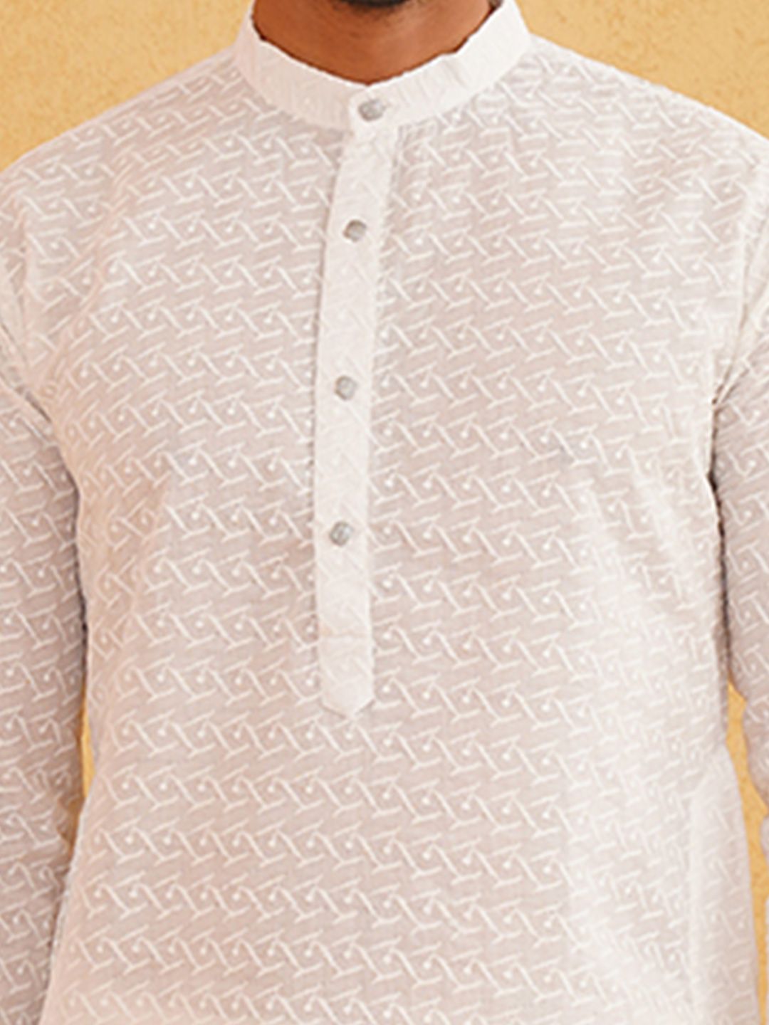 SOJANYA Men White Mirror Work Kurta