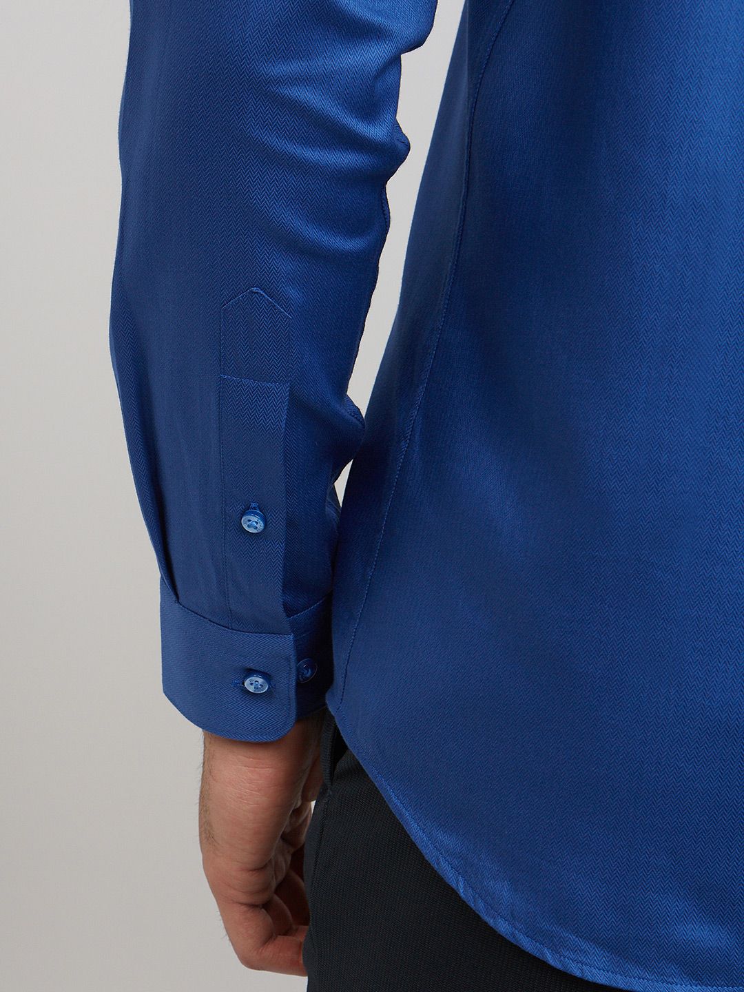 Raymond Slim Fit Opaque Pure Cotton Formal Shirt