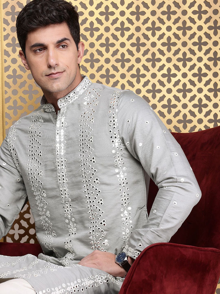 House of Pataudi Geometric Embroidered Mandarin Collar Mirror Work Jashn Kurta