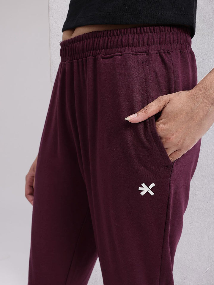 HRX by Hrithik Roshan Women OG Troupe Story Printed Lifestyle Track Pants