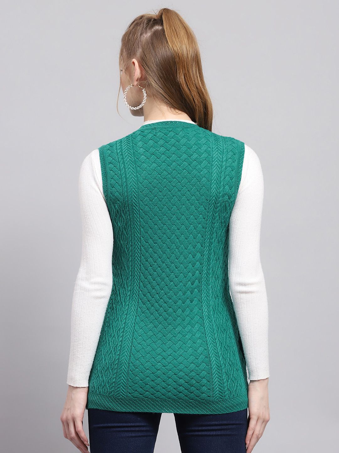 Monte Carlo V-Neck Cable Knitted Cardigan Sweater