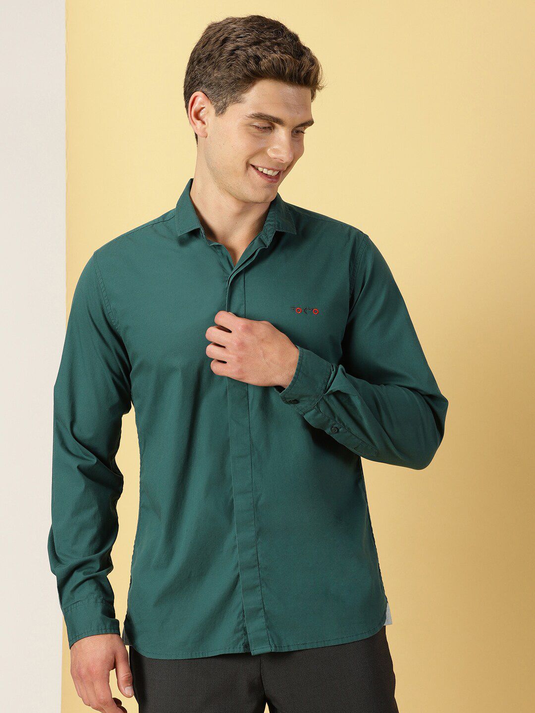 Thomas Scott Classic Spread Collar Casual Shirt