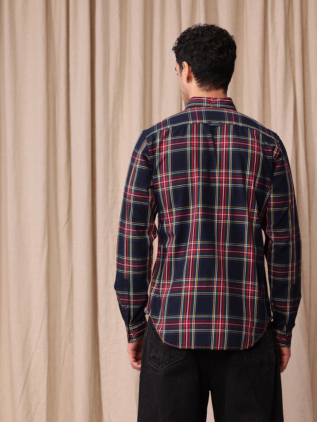 Mr Bowerbird Men Tailored Fit Tartan Checks Opaque Pure Cotton Casual Shirt