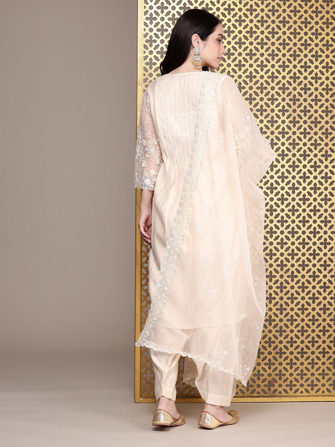 House of Pataudi Yoke Design Regular Sequinned Jashn Kurta with Patiala & Dupatta