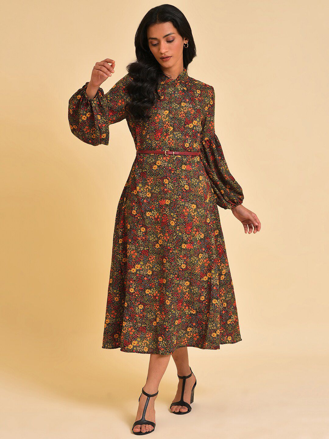 W Black Floral Printed Puff Sleeve A-Line Midi Dress