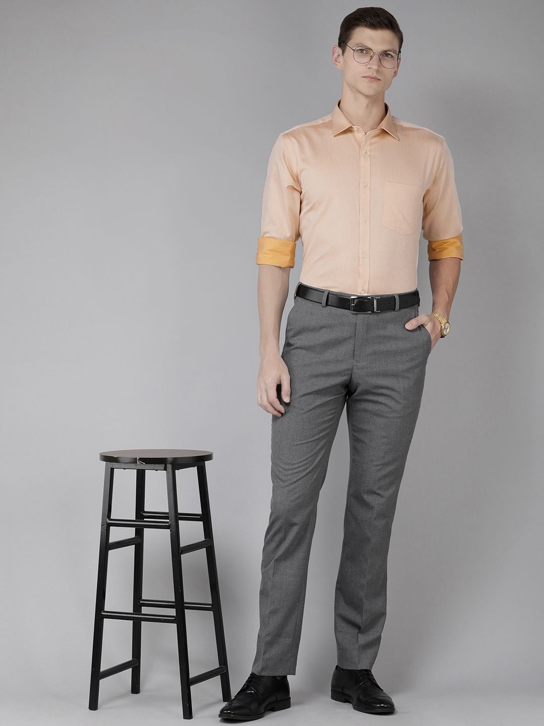 Park Avenue Men Slim Fit Micro Ditsy Geometric Opaque Self Design Pure Cotton Formal Shirt
