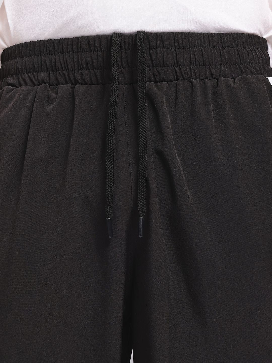 HRX by Hrithik Roshan Men Side Striped Joggers