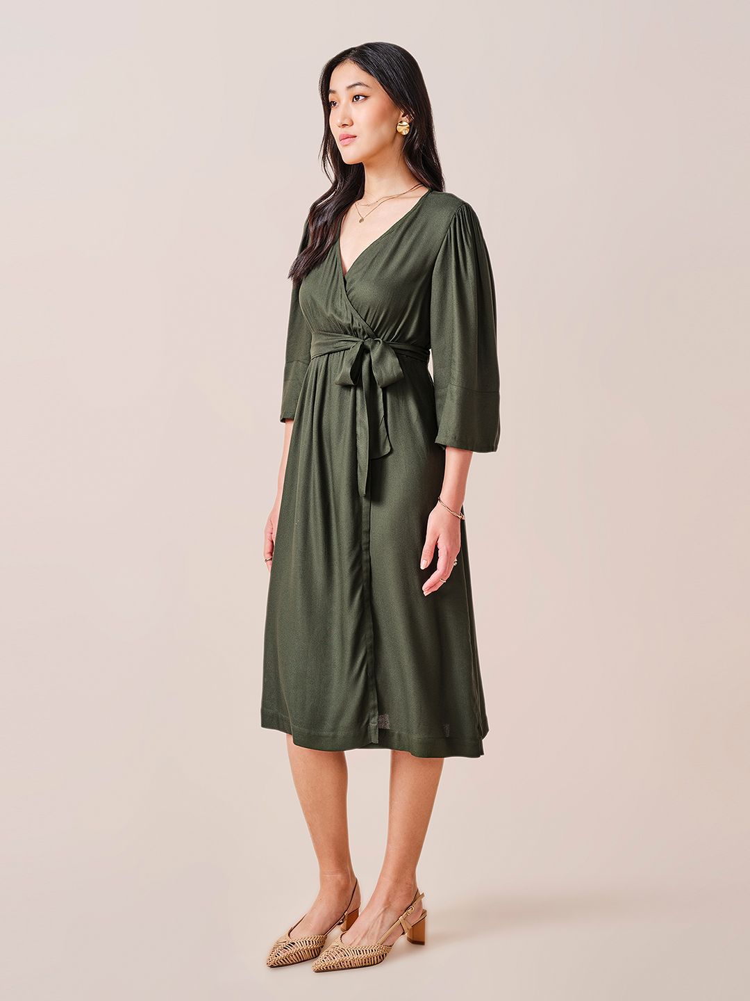 AND Regular Sleeve Midi Dress
