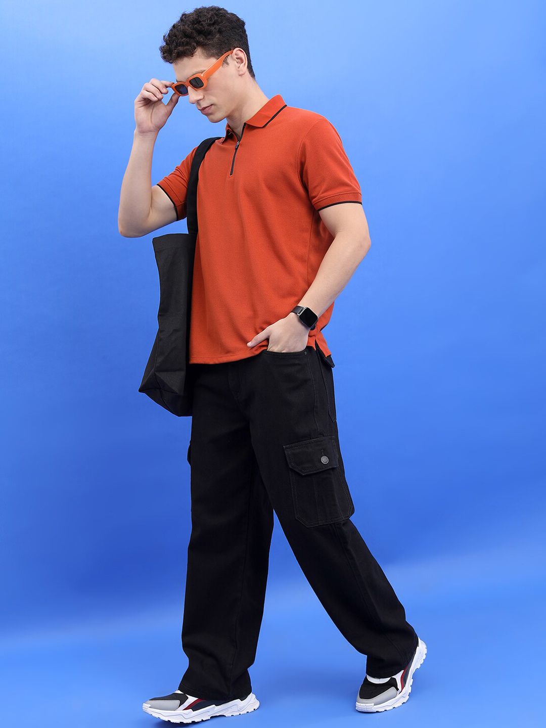 HIGHLANDER Men Black Wide Leg Clean Look Cargo Jeans